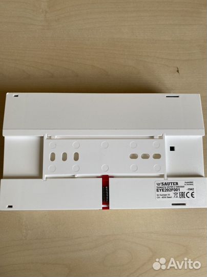Комнатный контроллер sauter еyе 202