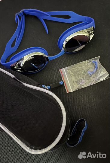 Плавательные очки madwave