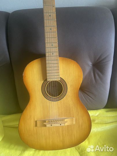 Детская гитара