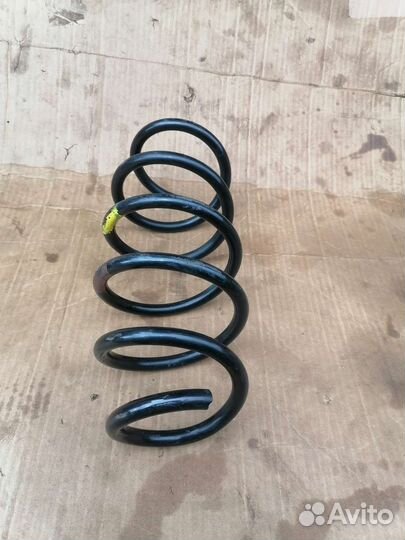 Пружина амортизатора передняя правая