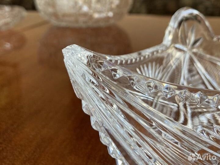 Хрусталь. Вазы, пепельница, розетки