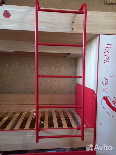 Кровать двухьярусная детская б/у