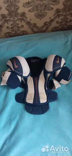 Нагрудник хоккейный детский