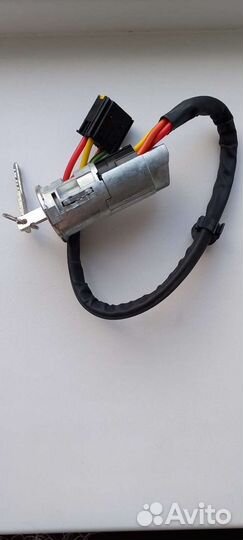 Замок зажигания Логан Ларгус Сандеро