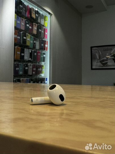 Новый наушник Apple Airpods 3