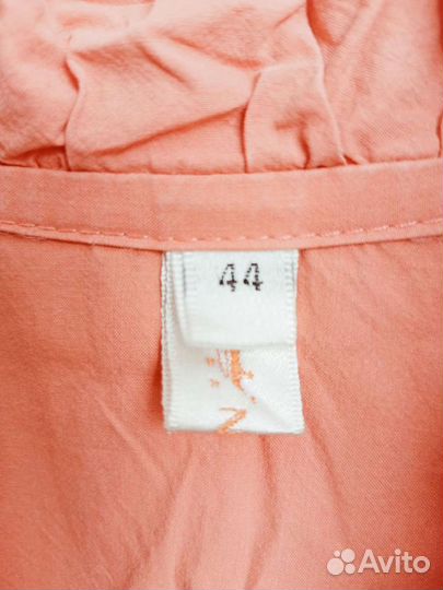 Ветровка женская