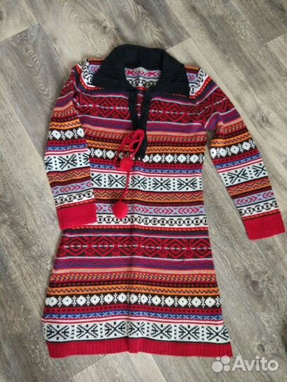 Теплые платья и кофты