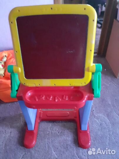 Детский раскладывающийся столик