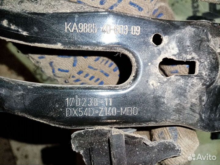 Кронштейны фар для BMW 3-series F30