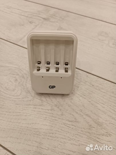 Зарядник для аккумуляторных батарей