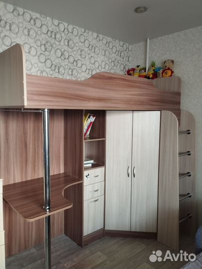 Двухъярусная кровать бу