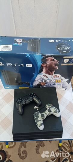 Sony PS4 pro 1tb