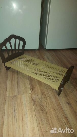 Кроватка для кукол