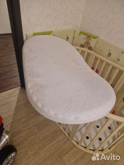 Детская кроватка трансформер 8 в 1 с маятником