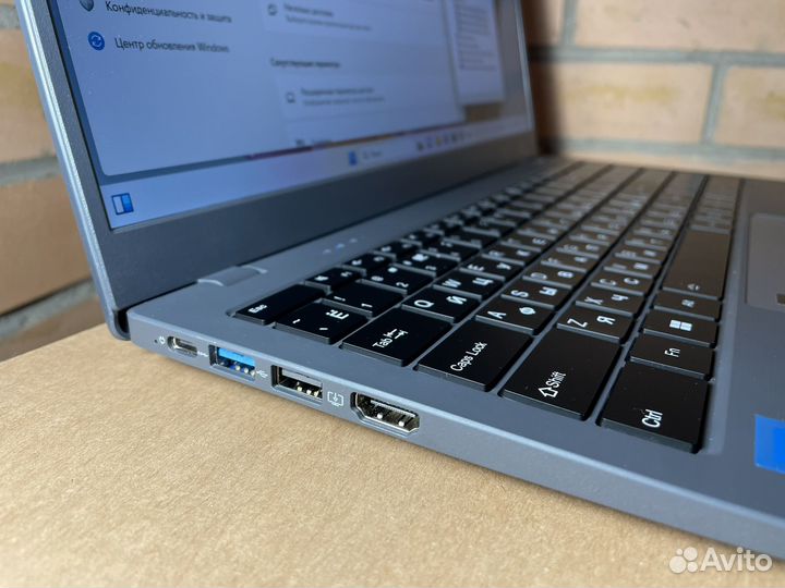 Мощнейший новый ноутбук 4ядра/16GB/256GB/IPS FHD