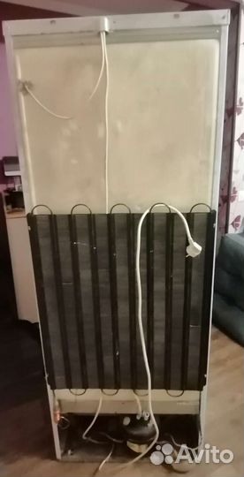 Холодильник б/у Indesit