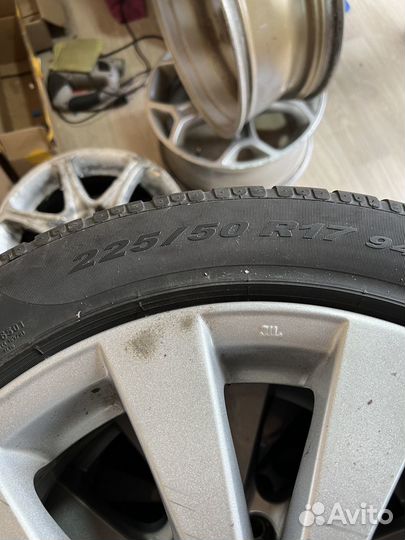 Pirelli Sottozero Winter 240 2.25/50 R17