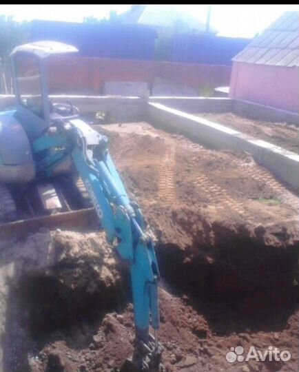 Мини- экскаватор