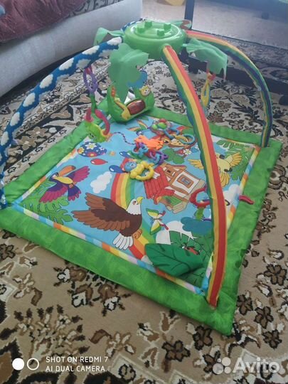 Развивающий коврик