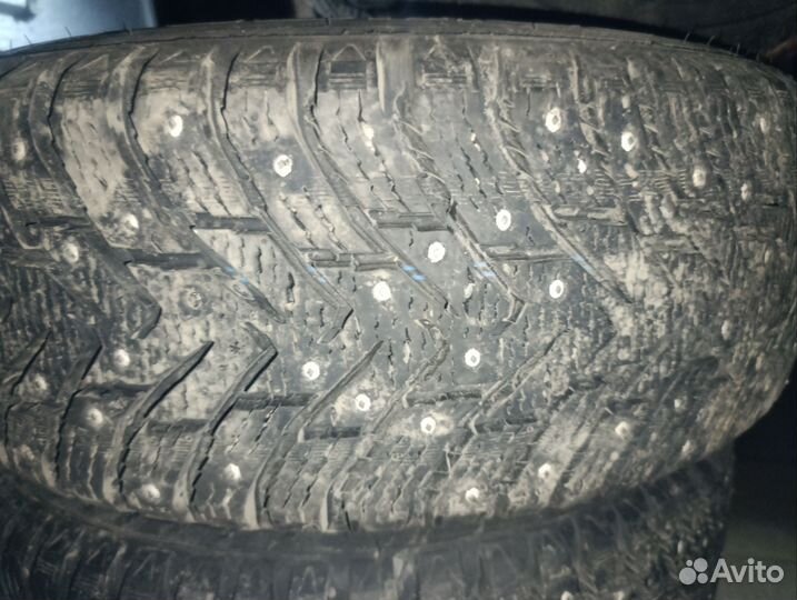 Nokian Tyres Hakkapeliitta 8 SUV 235/65 R17 108T