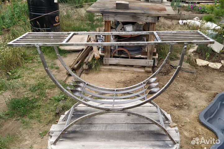 Стойка для мангала 600х300