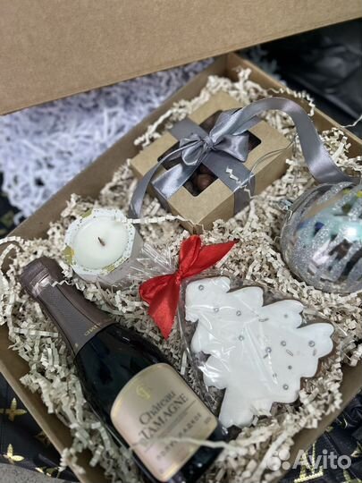 Подарочный бокс