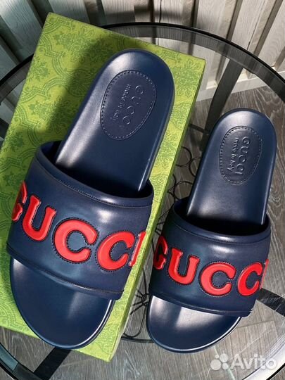 Кожаные шлёпанцы Gucci