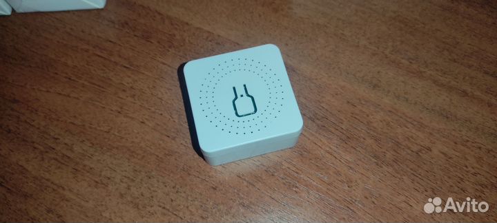 Умный Wi Fi выключатель (подрозетник)