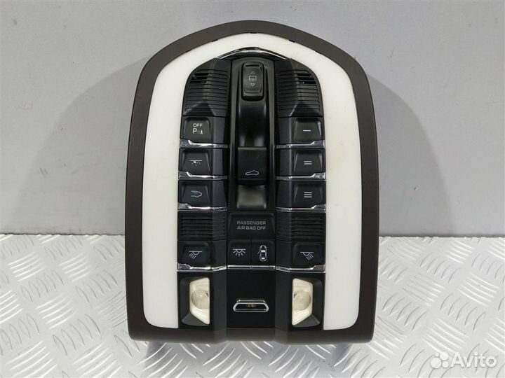 7PP959551ES Плафон салона Porsche Cayenne