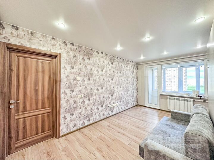 2-к. квартира, 58 м², 10/10 эт.