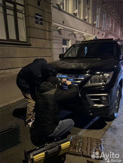 Вскрытие автомобилей 24/7 Капота / Багажника