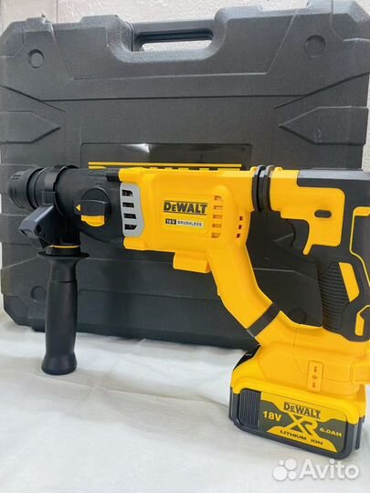 Набор Инструментов 4 в 1 DeWalt, 6Ah(Бесщёточный)