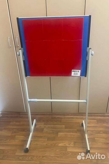 Тренажер для настольного тенниса