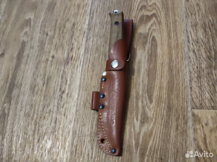 Нож туристический