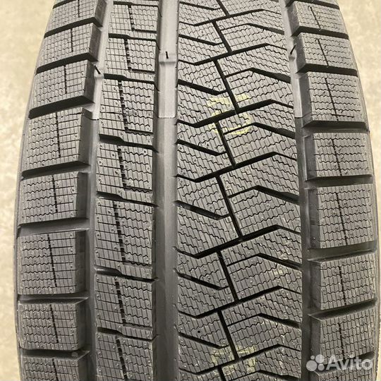 Formula Ice FR 225/65 R17 106T