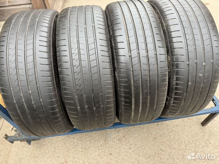 Bridgestone Alenza 001 225/60 R17