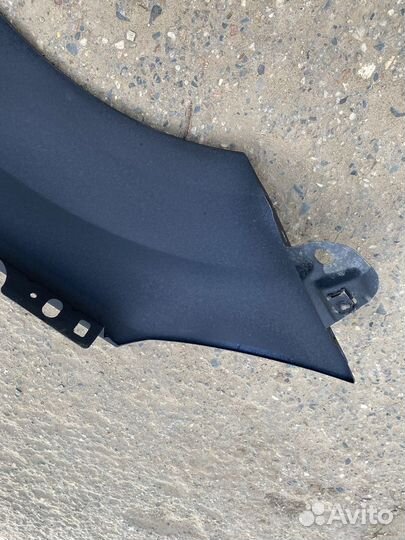 Крыло переднее левое и правое на форд фокус 2