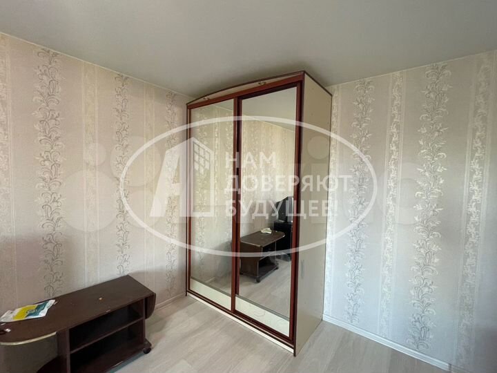 2-к. квартира, 49 м², 5/10 эт.