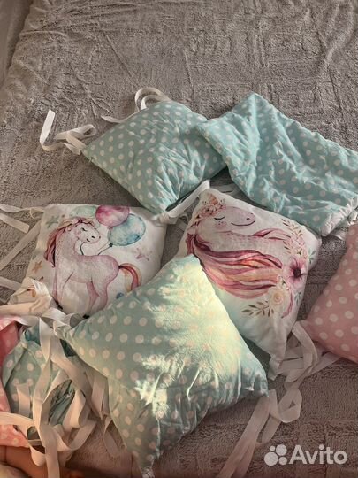 Бортики в кроватку для девочки