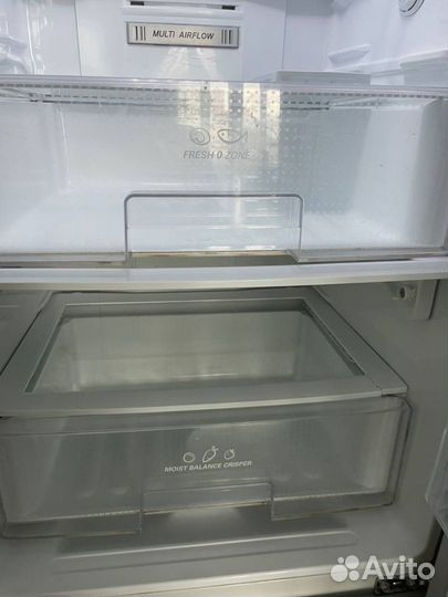 Холодильник LG Total No frost
