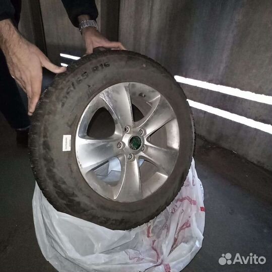 Комплект зимних колес r16 Йети (skoda yeti)