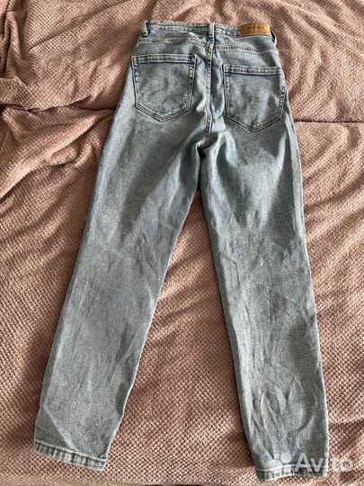 Джинсы pull and bear 34