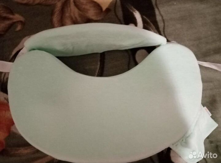 Подушка для кормления loombee