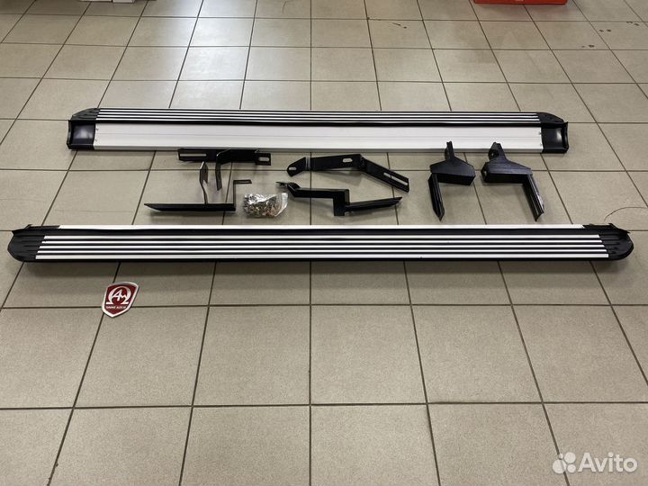 Пороги внешние штатные Volkswagen Touareg 2010+