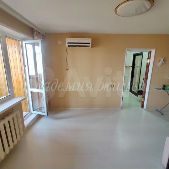 Комната 18 м² в 3-к., 9/9 эт.