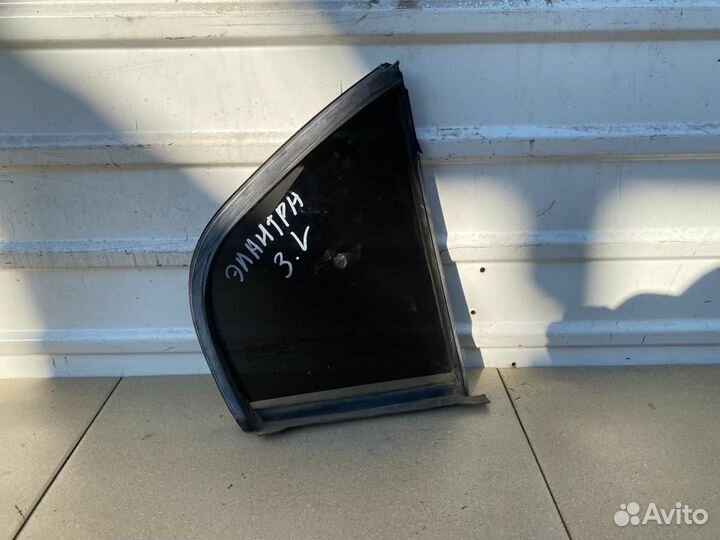 Стекло треугольник заднее левое Hyundai Elantra 3