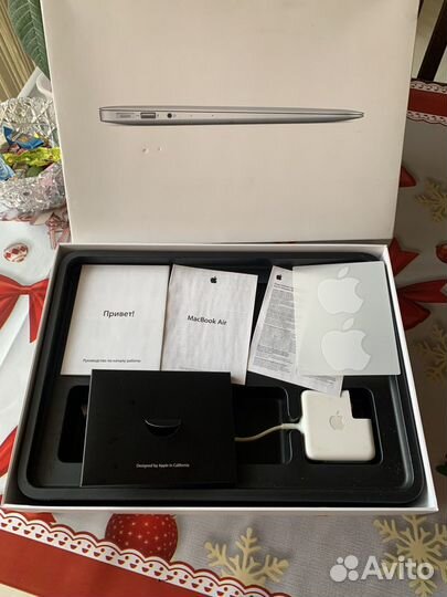 Apple MacBook Air 13 early 2014 с коробкой
