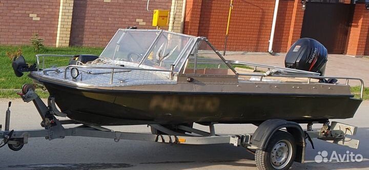 Лодка Обь 3