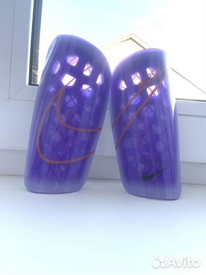 Щитки футбольные nike mercurial