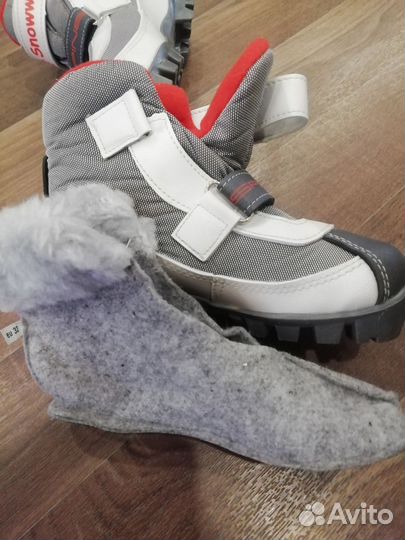 Ботинки лыжные